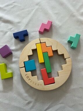 Lovevery Wooden Color Puzzle Ring – Multicolor Toddler Puzzle